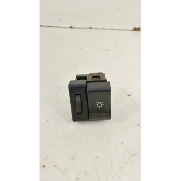 Botão Interruptor Farol Volkswagen Santana 2000 3259415311