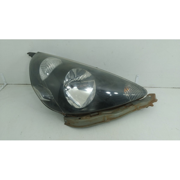 Farol Dianteiro Direito Honda Fit 2005 Com Detalhes: