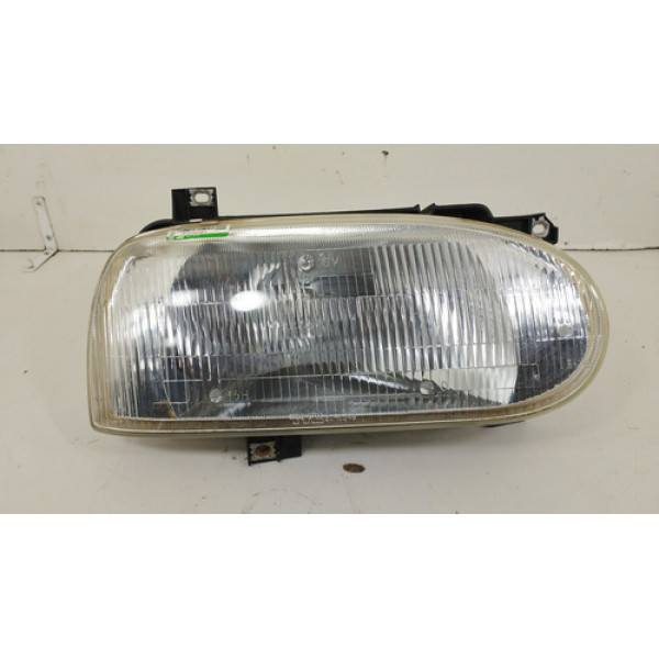 Farol Direito Volkswagen Golf 96  Hella