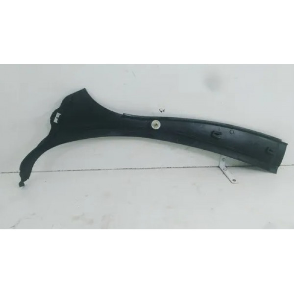 Moldura Churrasqueira Lado/d Peugeot 206 2002 Cód 9630607377