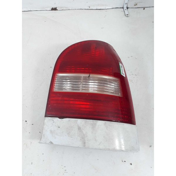 Lanterna Vw Gol G3 2003 Cod 377.945.096-f Com Detalhe 